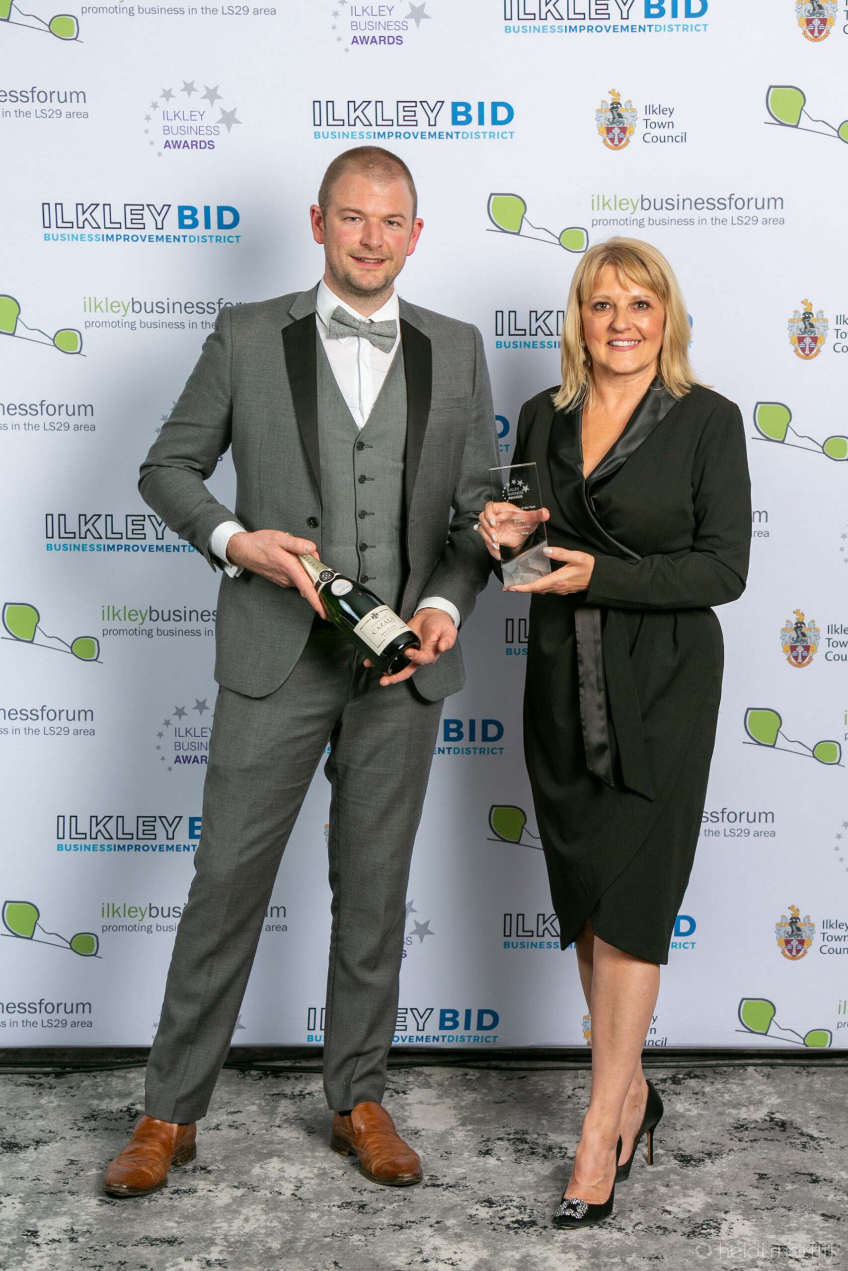 Helen Rhodes accepting the award on behalf of Pronto